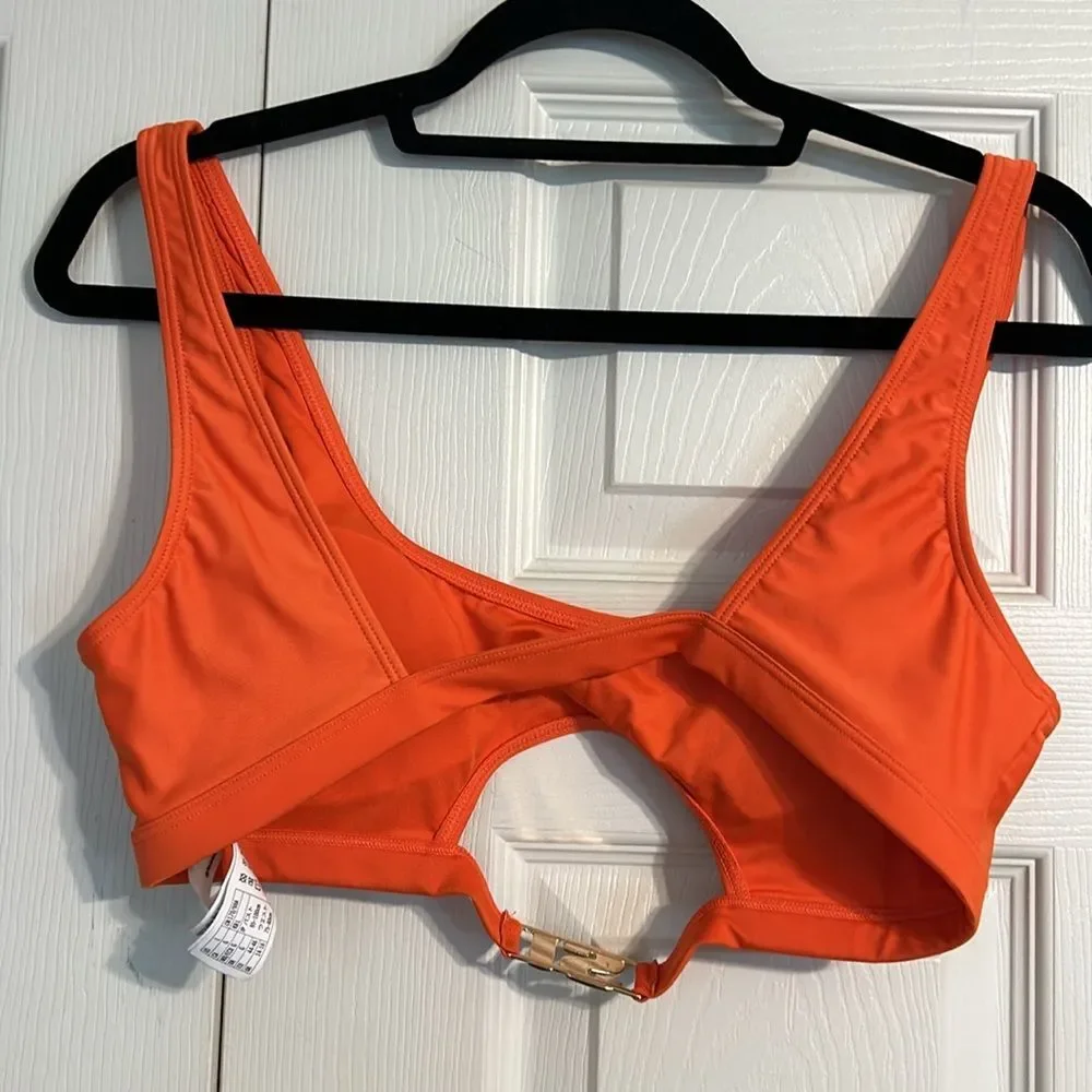 FOREVER 21 SPORTS ILLUSTRATED Size Large Orange Bikini Top Keyhole Gold Logo